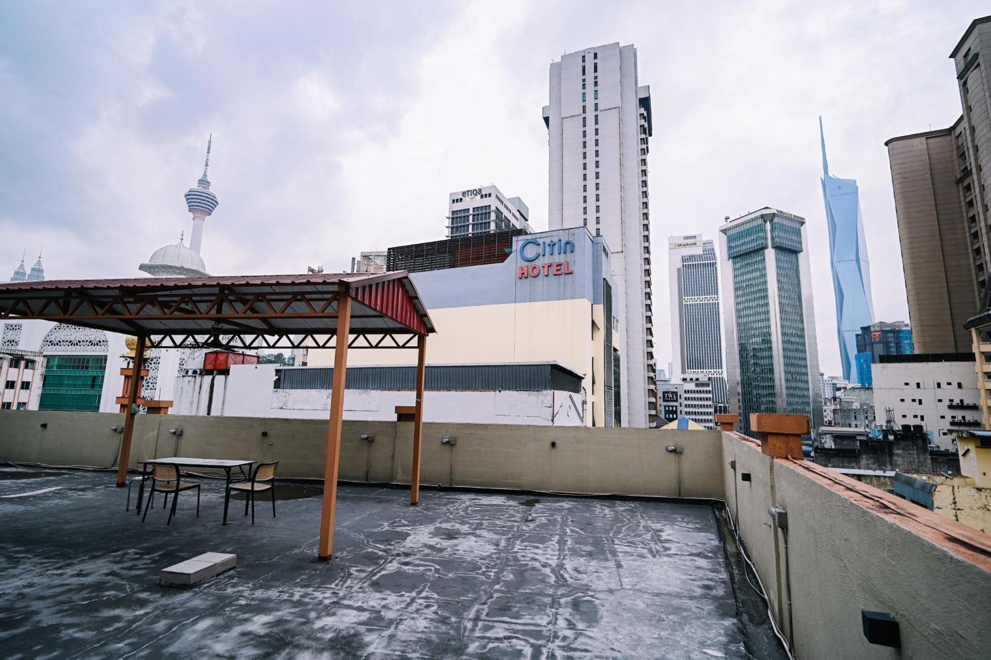 Swing & Pillows - Dataran Merdeka Kuala Lumpur Zewnętrze zdjęcie